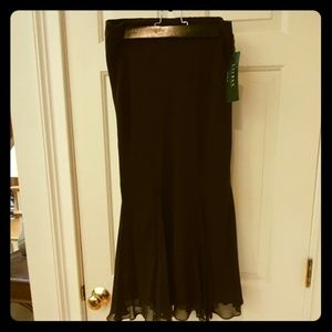 Ralph Lauren 100 %Silk maxi skirt. Size SP
